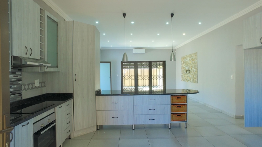 3 Bedroom Property for Sale in Geelhoutpark North West